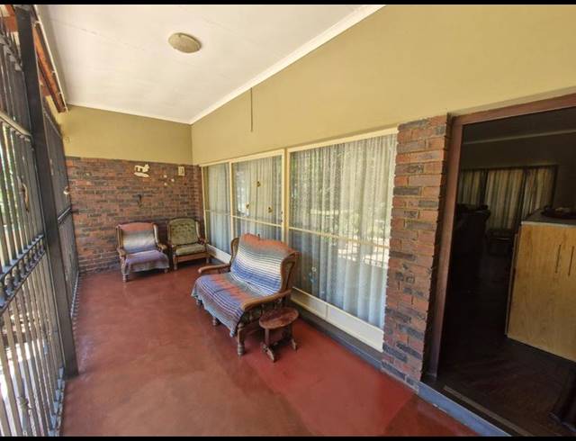 FARM FOR SALE IN MONAVONI AH